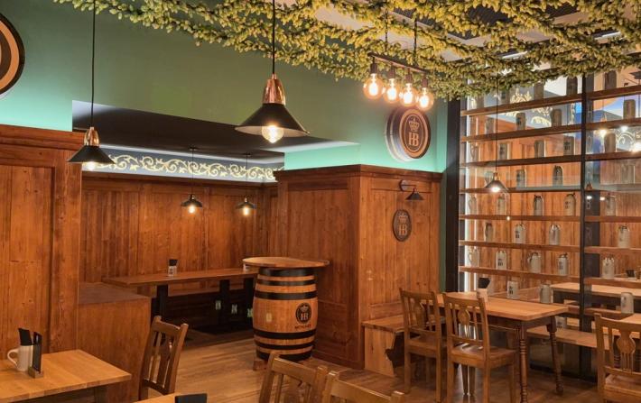 Gastraum Hofbräu im Deutschen Theater